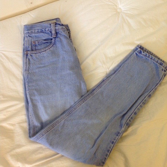 Vintage Denim - Vintage High Waisted Mom Jeans